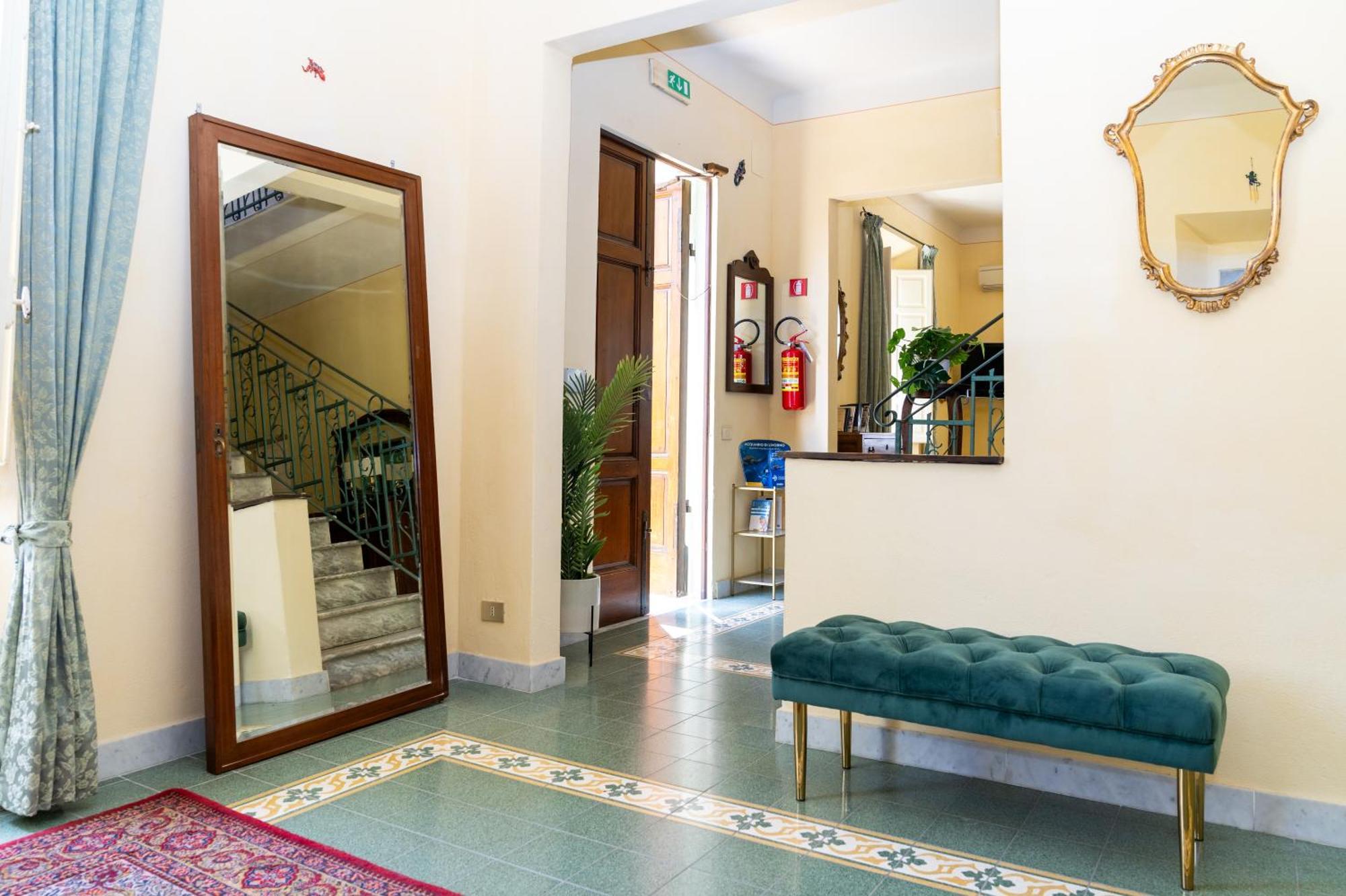 La Locanda Del Geco Marina di Pietrasanta Exterior photo