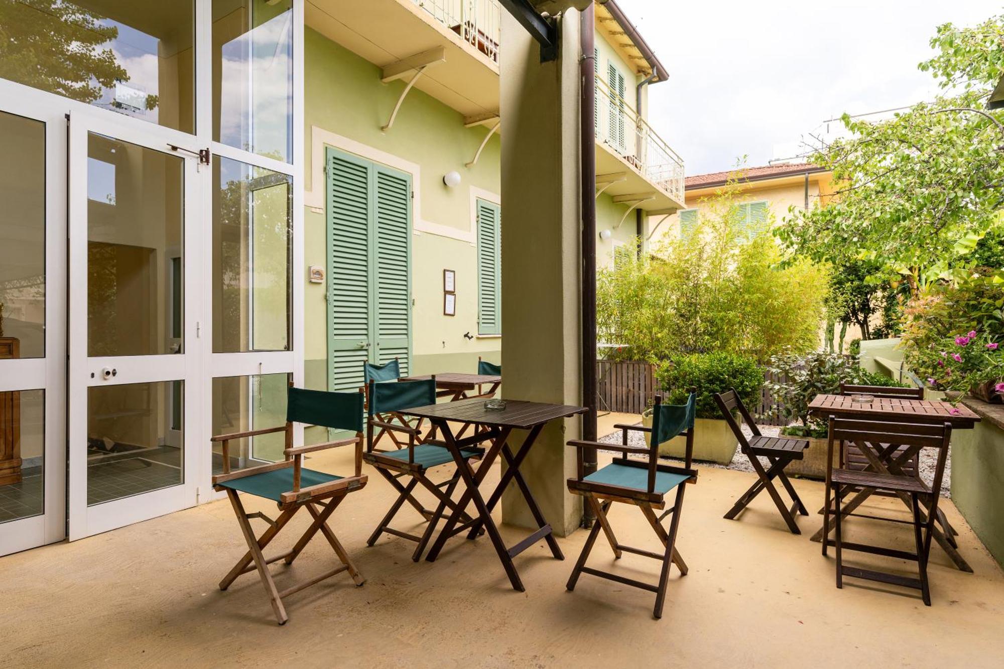 La Locanda Del Geco Marina di Pietrasanta Exterior photo